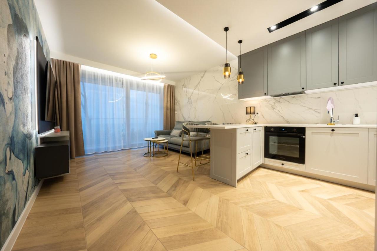Rodzinne Apartamenty Bardzo Blisko Plazy Реваль Экстерьер фото