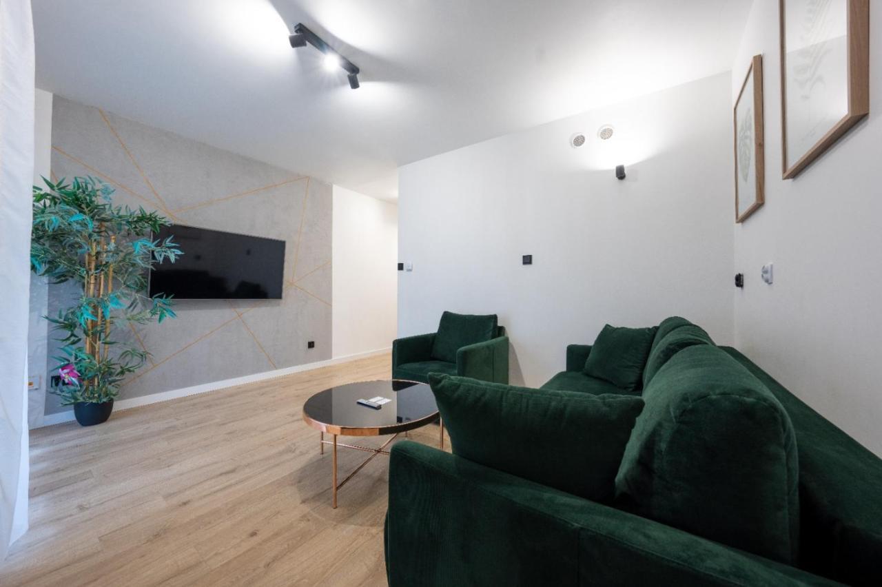 Rodzinne Apartamenty Bardzo Blisko Plazy Реваль Экстерьер фото