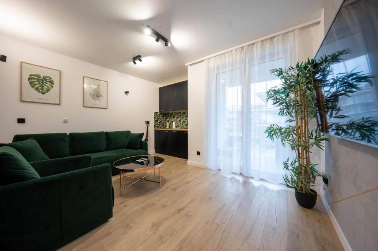 Rodzinne Apartamenty Bardzo Blisko Plazy Реваль Экстерьер фото