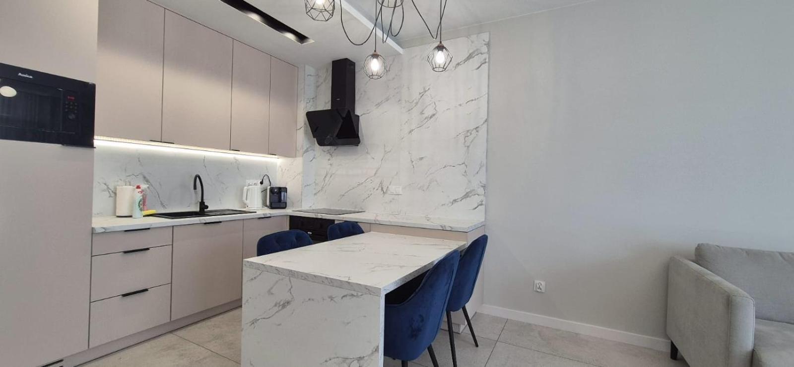 Rodzinne Apartamenty Bardzo Blisko Plazy Реваль Экстерьер фото