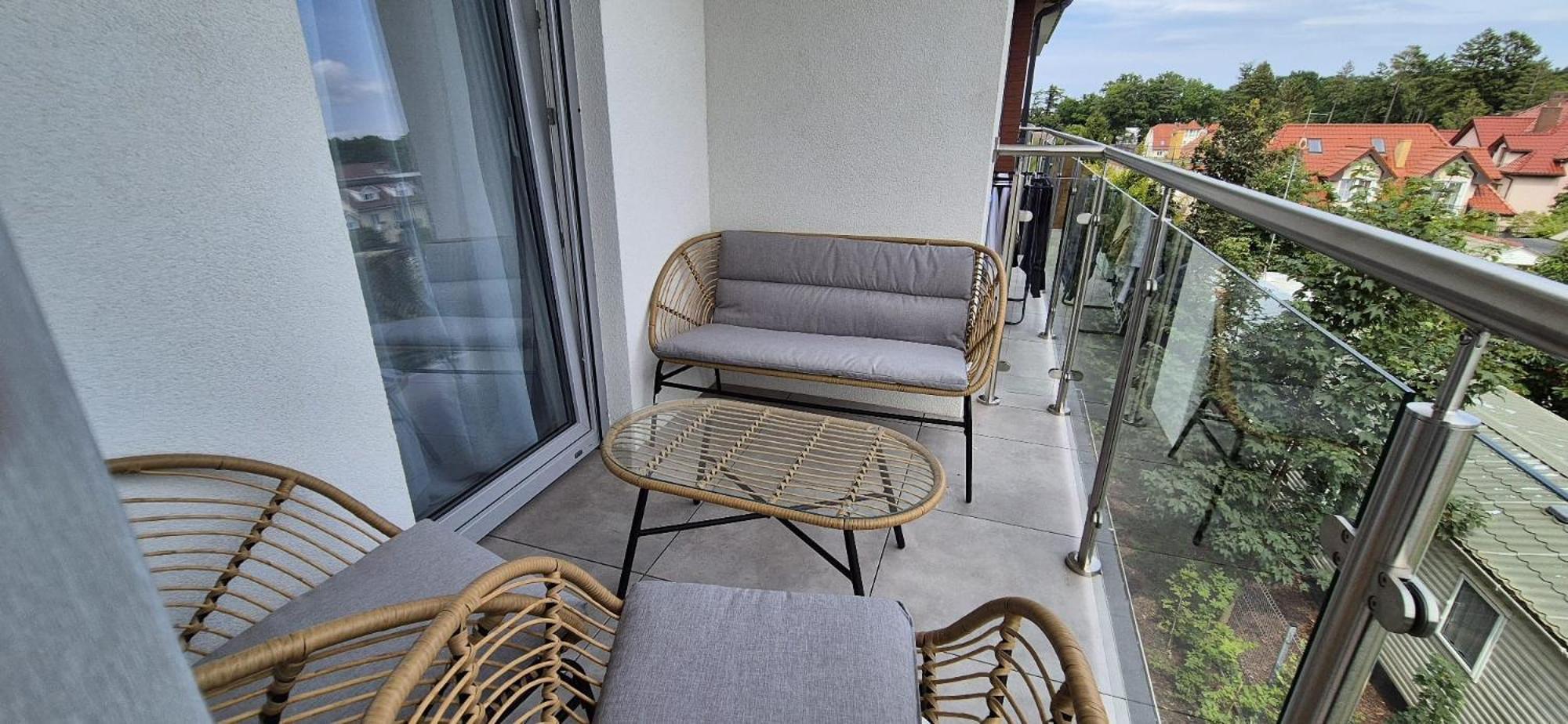 Rodzinne Apartamenty Bardzo Blisko Plazy Реваль Экстерьер фото